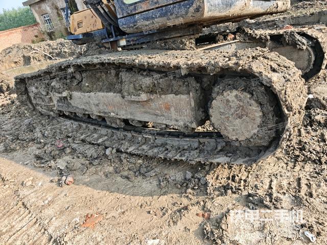 右側(cè)履帶整體（行走機(jī)構(gòu)）