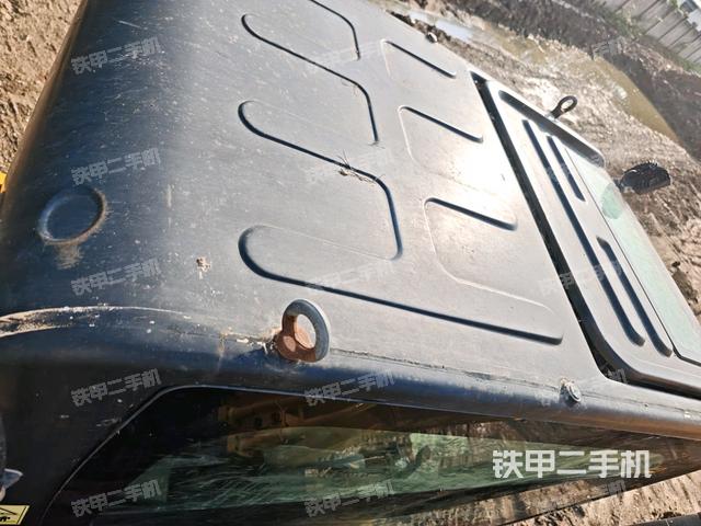 駕駛室頂部俯視（上車部件）