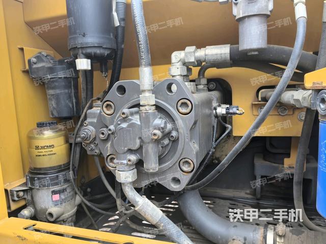 電瓶（大件艙室）