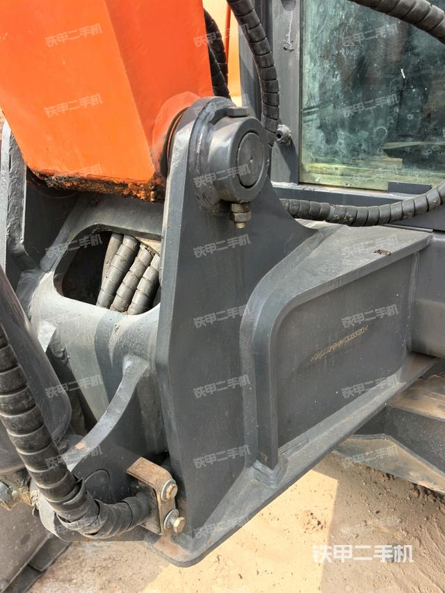 大臂根部 斜（工作和回转装置）