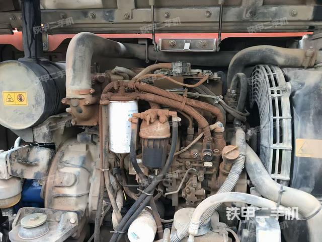 發(fā)動機(jī)整體俯視（整機(jī)外觀）