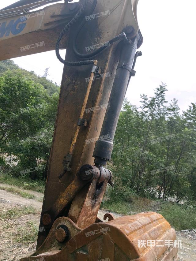 小臂整體左后（工作和回轉(zhuǎn)裝置）