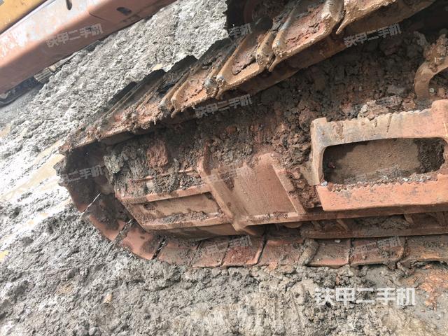 左導(dǎo)向輪（行走機(jī)構(gòu)）