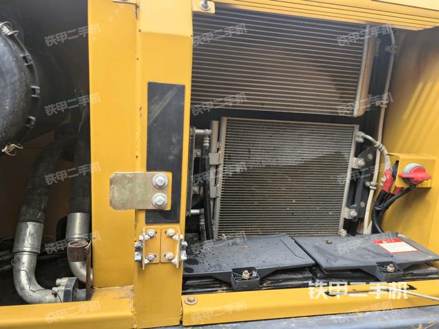 液压泵室（大件舱室）