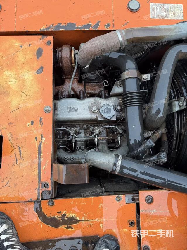 气门室盖螺丝特写（上车部件）