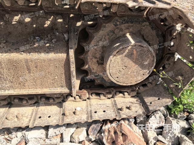 左側(cè)行走馬達(dá)蓋板（行走機(jī)構(gòu)）