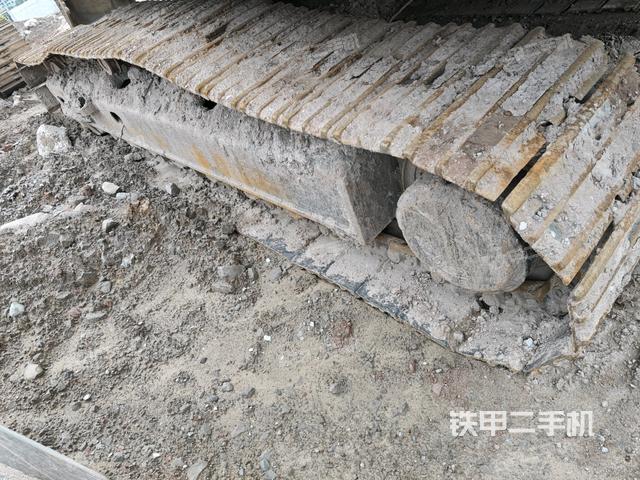 右侧履带整体（行走机构）