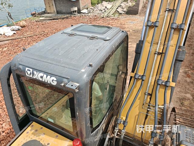 駕駛室頂部俯視（上車部件）