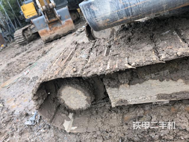 左侧履带整体 （行走机构）