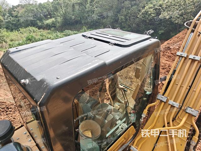 驾驶室顶部俯视（上车部件）