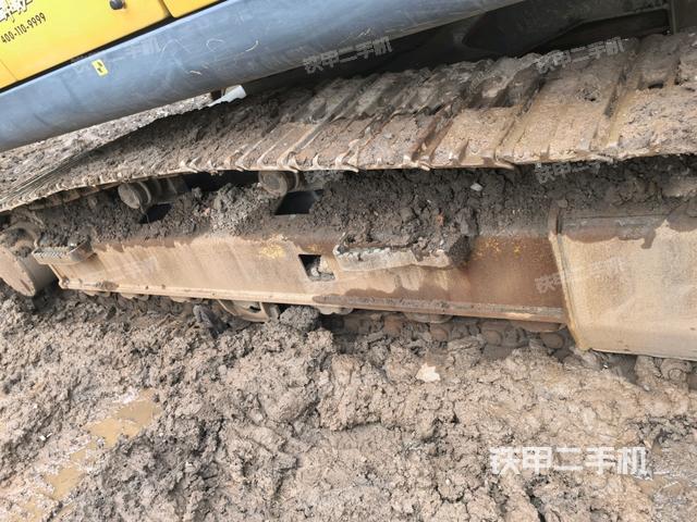 右驅動輪（行走機構）