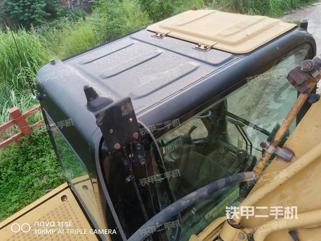 驾驶室顶部俯视（上车部件）