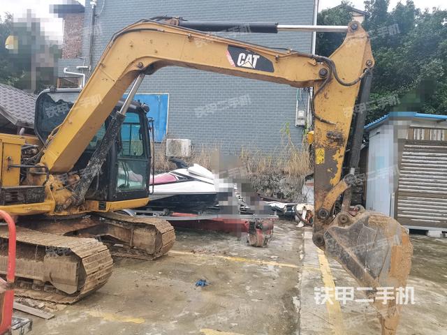 大臂整体 右侧（工作和回转装置）