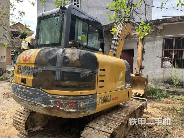 整機(jī)右后45°（整機(jī)外觀）