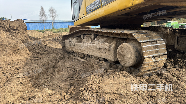 单侧履带整体（整机外观）