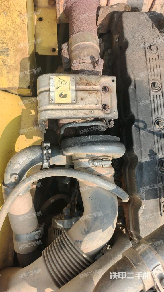 气门室盖螺丝特写（上车部件）