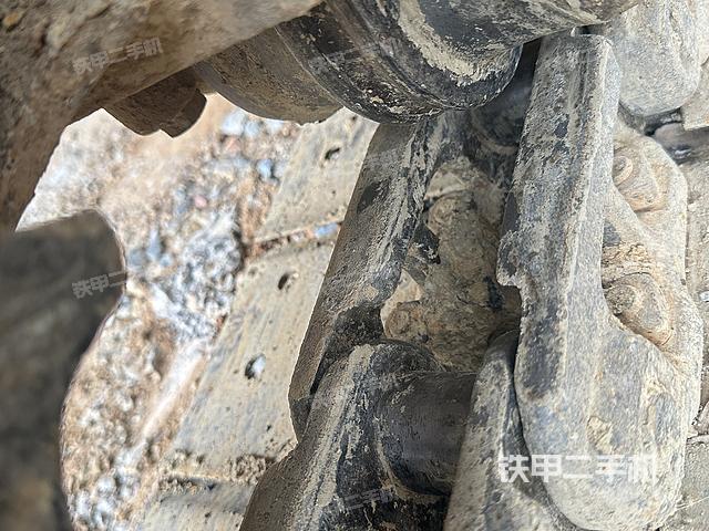 单侧履带整体（整机外观）