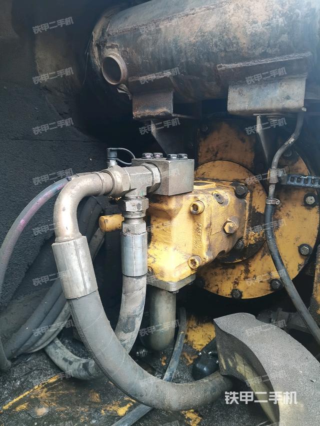 液压泵室（大件舱室）