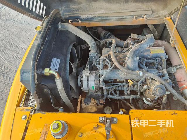 發(fā)動(dòng)機(jī)整體俯視（整機(jī)外觀(guān)）