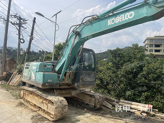 神鋼SK130挖掘機