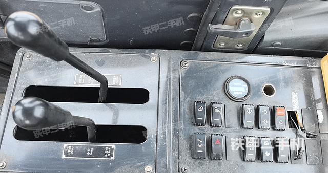 驾驶室工作台（整机外观及大件）