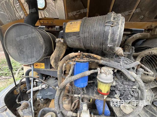 發(fā)動(dòng)機(jī)整體俯視（整機(jī)外觀）