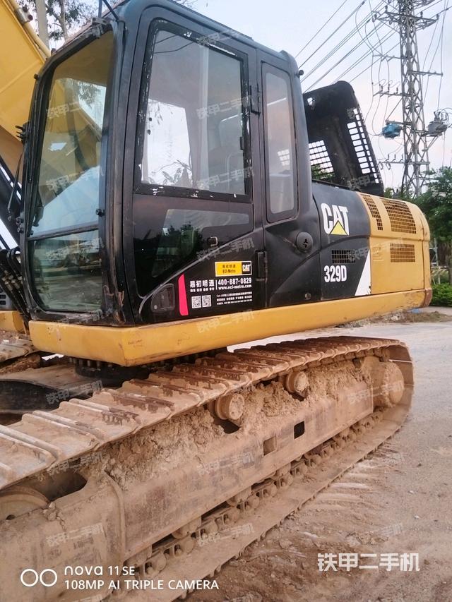 駕駛室左前45度（駕駛室部分）