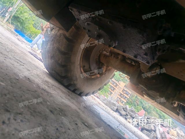 后驱动桥（液压/传动系统）