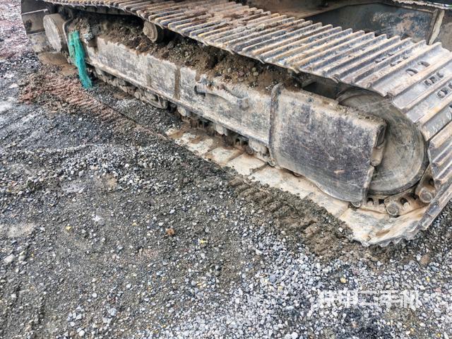 左側(cè)履帶整體?（行走機(jī)構(gòu)）