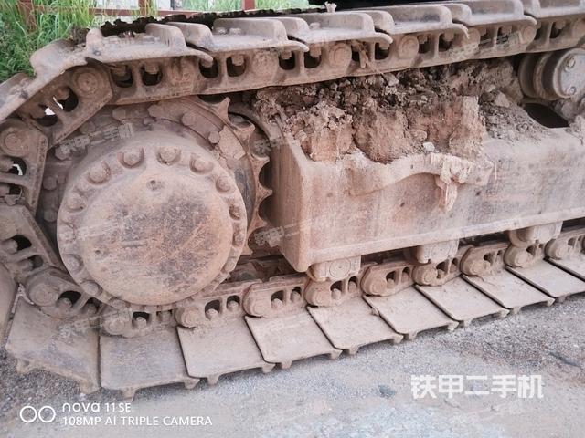 右驅(qū)動(dòng)輪（行走機(jī)構(gòu)）