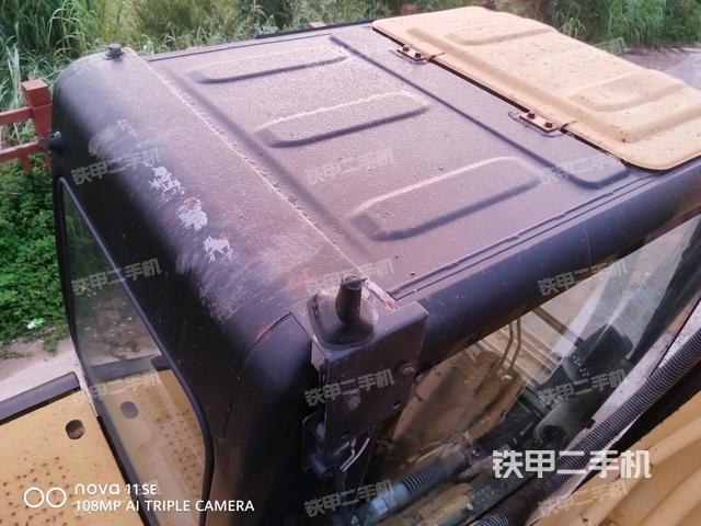 駕駛室頂部俯視（上車部件）