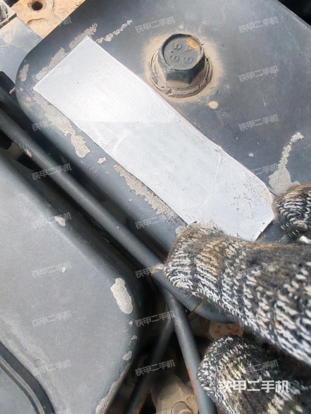 氣門室蓋螺絲特寫（上車部件）