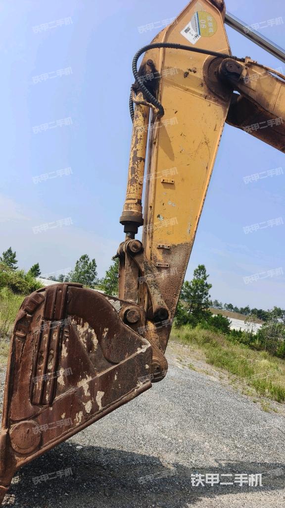 小臂整體左后（工作和回轉(zhuǎn)裝置）