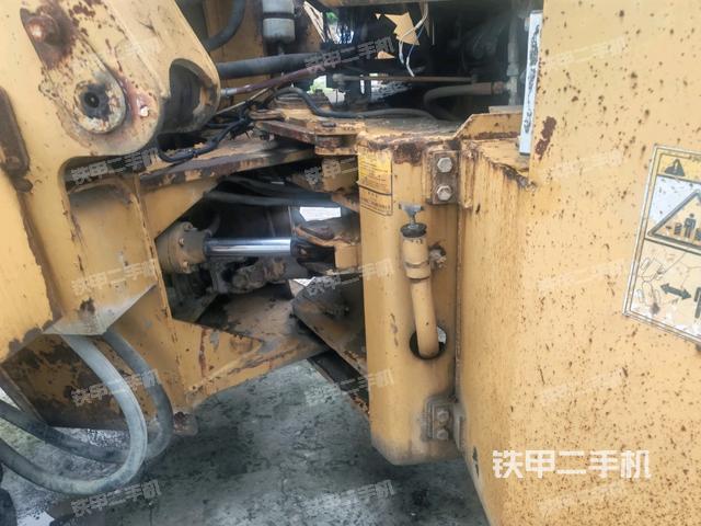 铲斗油缸侧面（工作装置）