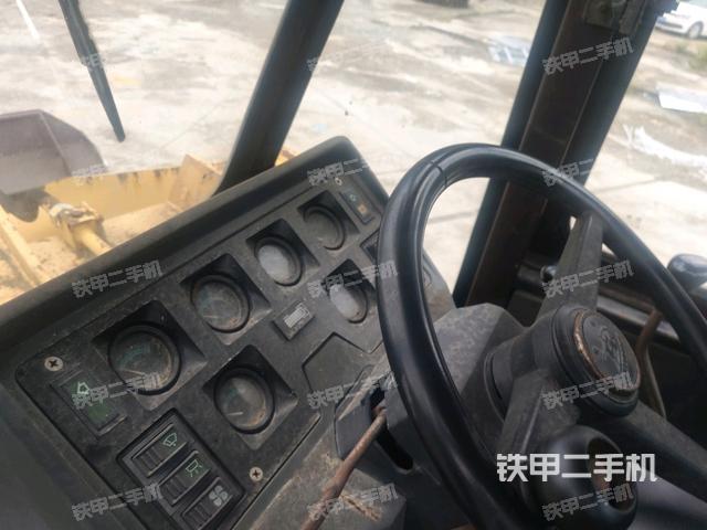 仪表盘（驾驶室部分）