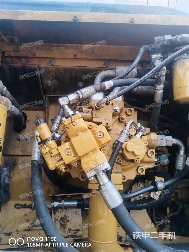 液压泵室（大件舱室）