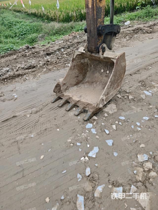 鏟斗45度（工作和回轉(zhuǎn)裝置）