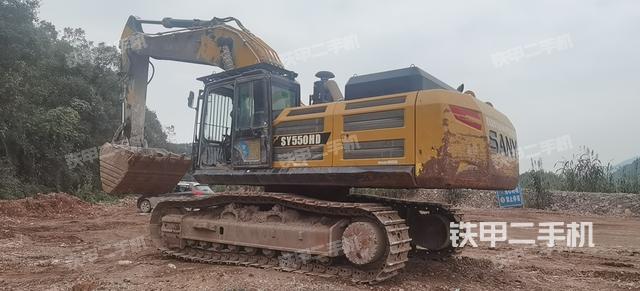 駕駛室整體（整機(jī)外觀）