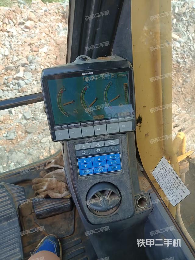 駕駛室整體（整機(jī)外觀）