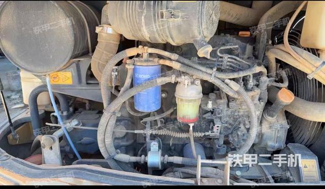 发动机整体俯视(整机外观) 发动机整体俯视(整机外观)