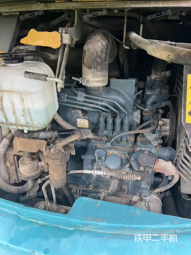 发动机整体俯视（整机外观）