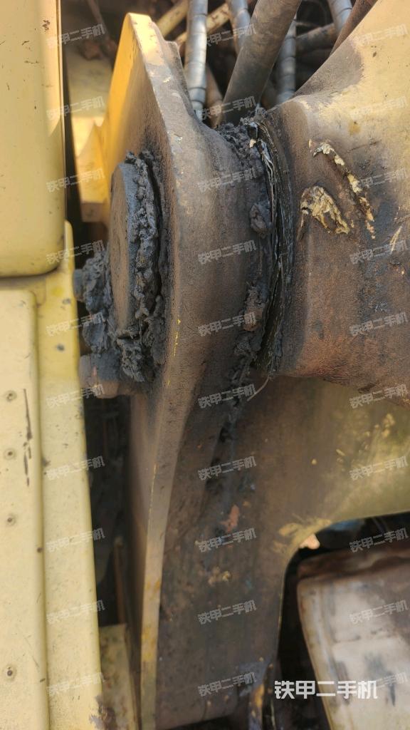 大臂根部 斜视（工作和回转装置）