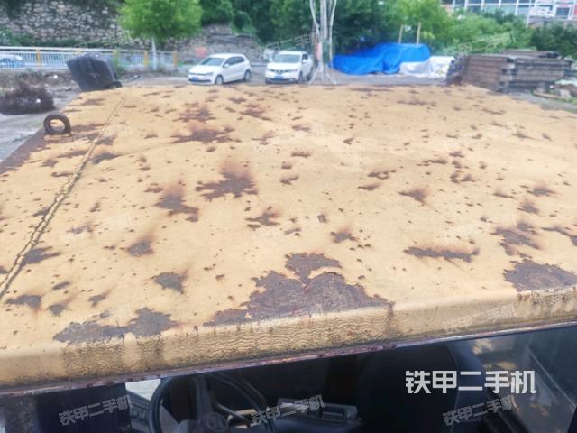 驾驶室顶部 外（驾驶室部分）