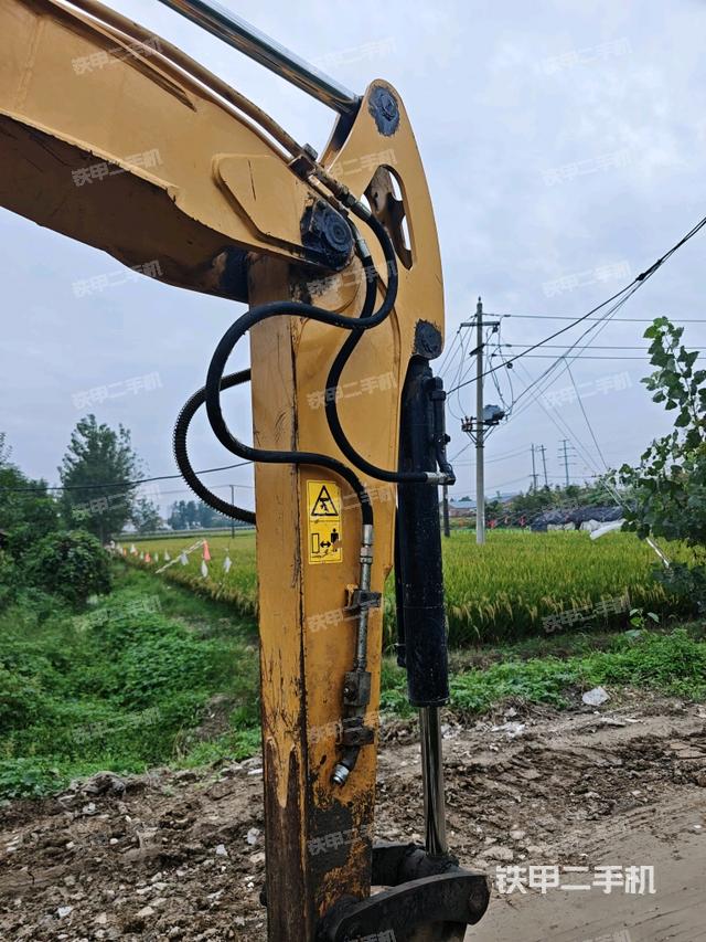 小臂整體左后（工作和回轉(zhuǎn)裝置）