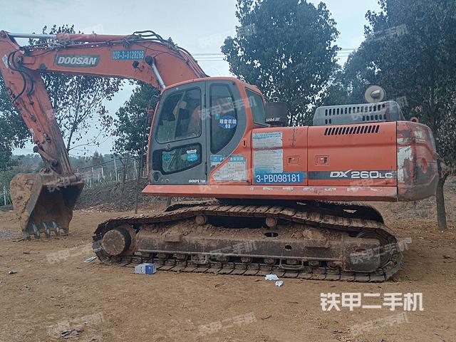 整机右后45°(整机外观) 整机右后45°(整机外观)