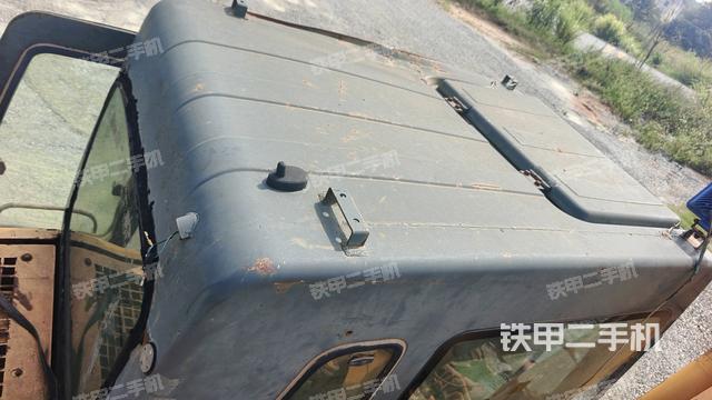 駕駛室頂部俯視（上車部件）