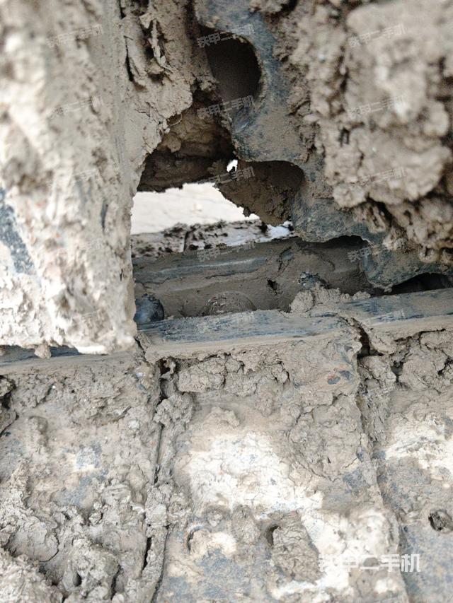 左驅(qū)動(dòng)輪（行走機(jī)構(gòu)）