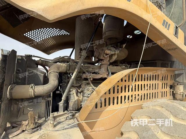 发动机(设备外观及核心部件) 发动机(设备外观及核心部件)