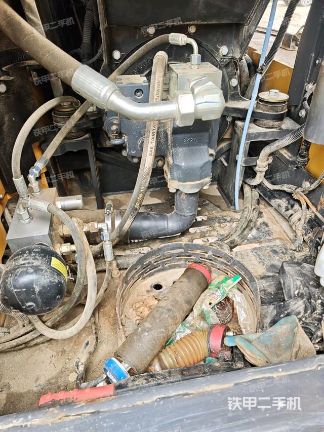 液压泵室（大件舱室）