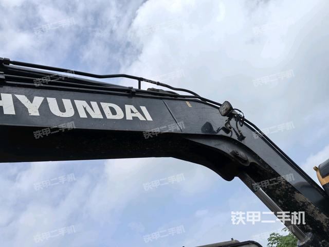 大臂整体 右侧（工作和回转装置）